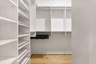 618 E 2nd St, Boston, MA 02127 - Photo 14
