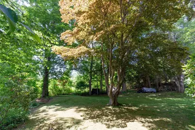 386 Pleasant St, Leicester, MA 01524 - Photo 18
