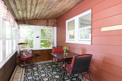 386 Pleasant St, Leicester, MA 01524 - Photo 36