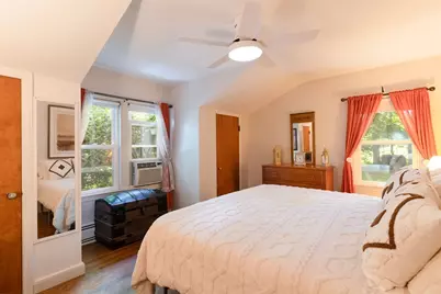 386 Pleasant St, Leicester, MA 01524 - Photo 28