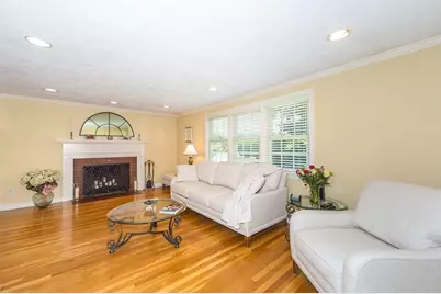 9 Riverbend Dr, Natick, MA 01760 - Photo 8