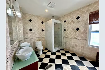 253 Belgrade Ave #3, Boston, MA 02131 - Photo 8