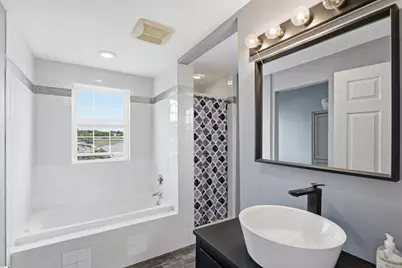 20 Milton Street, Saugus, MA 01906 - Photo 28