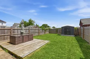 20 Milton St, Saugus, MA 01906 - Photo 32