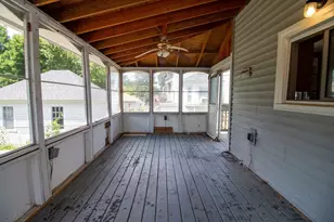 249 Groveland St, Haverhill, MA 01830 - Photo 30
