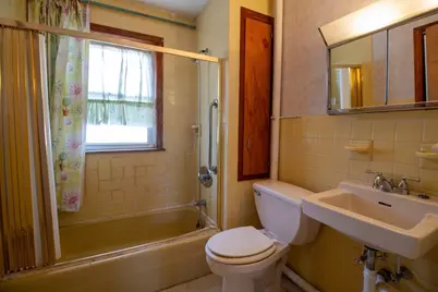 249 Groveland St, Haverhill, MA 01830 - Photo 28