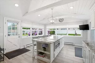 8 Lewis Park Dr S, Walpole, MA 02032 - Photo 4