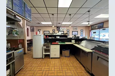 2420 Massachusetts Avenue, Cambridge, MA 02140 - Photo 10