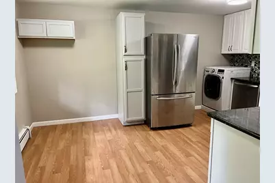 1600 Skyline Dr #6, Lowell, MA 01854 - Photo 10