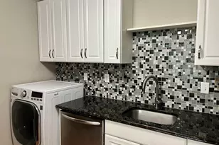 1600 Skyline Dr, Lowell, MA 01854 - Photo 8