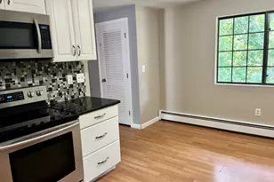 1600 Skyline Dr, Lowell, MA 01854 - Photo 10