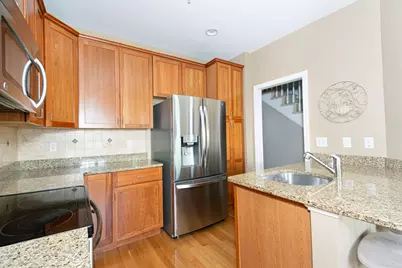 70 Lincoln Ln #70, Grafton, MA 01536 - Photo 8