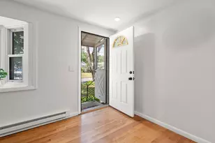 188 Moss Rd, Springfield, MA 01119 - Photo 4