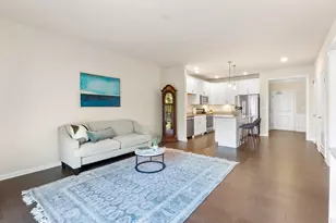 230 Martins Lndg, North Reading, MA 01864 - Photo 8