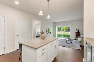 230 Martins Lndg, North Reading, MA 01864 - Photo 4