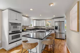 16 Schooner Ln, Quincy, MA 02171 - Photo 8