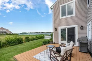16 Schooner Ln, Quincy, MA 02171 - Photo 4