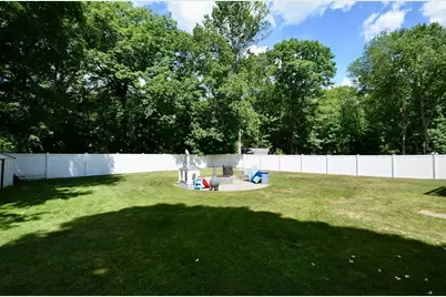 1617 Providence Rd, Northbridge, MA 01534 - Photo 32