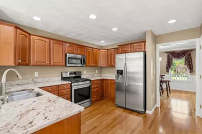 41 Fairway Drive, Woburn, MA 01801 - Photo 12