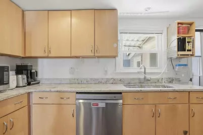100 Westland Ave, Newton, MA 02465 - Photo 18