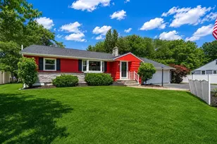 11 Sunset Dr, Easton, MA 02334 - Photo 2
