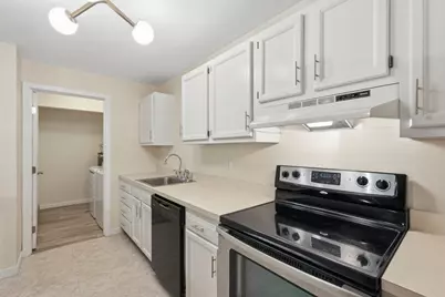 44 Evergreen Rd #302, Northampton, MA 01053 - Photo 12
