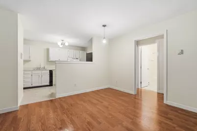 44 Evergreen Rd #302, Northampton, MA 01053 - Photo 8