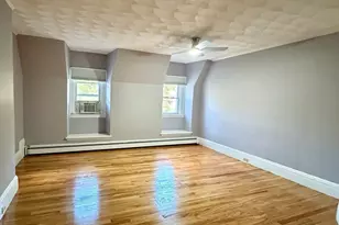 318 Tappan St, Brookline, MA 02445 - Photo 8