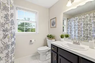 646 Bedford St, Whitman, MA 02382 - Photo 16
