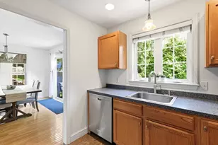 646 Bedford St, Whitman, MA 02382 - Photo 10