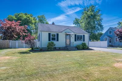 73 Catalpa Ter, Springfield, MA 01119 - Photo 2