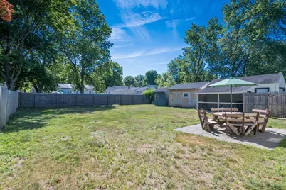 73 Catalpa Ter, Springfield, MA 01119 - Photo 12