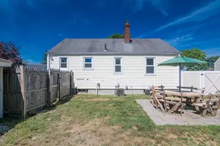 73 Catalpa Terrace, Springfield, MA 01119 - Photo 6