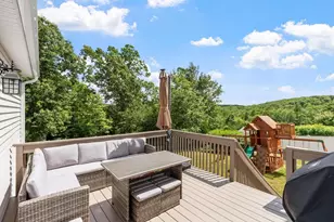 90 Joel Scott Dr, Holden, MA 01520 - Photo 8