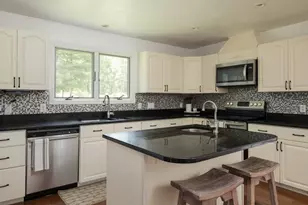 28 Gammons Rd, Acushnet, MA 02743 - Photo 12