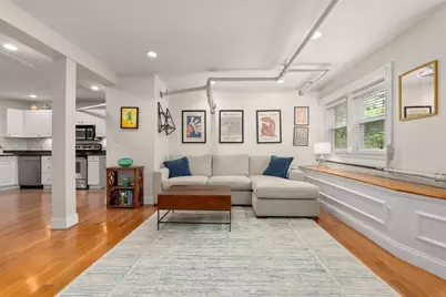 16 Garrison Rd #8, Brookline, MA 02445 - Photo 2