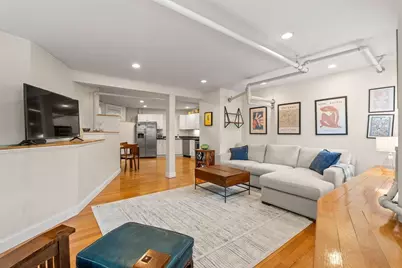 16 Garrison Rd #8, Brookline, MA 02445 - Photo 4