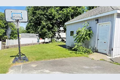 118 Temple Street #1, Whitman, MA 02382 - Photo 14
