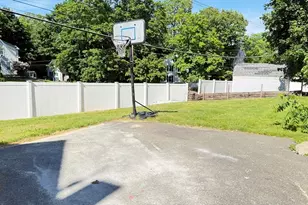 118 Temple St, Whitman, MA 02382 - Photo 10