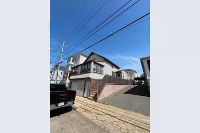 148 Hamlet St, Fall River, MA 02724 - Photo 2