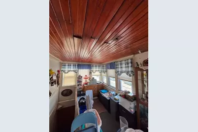 148 Hamlet St, Fall River, MA 02724 - Photo 6