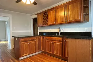 38 Bonner St, Chicopee, MA 01013 - Photo 8