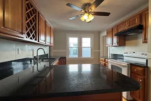 38 Bonner St, Chicopee, MA 01013 - Photo 10