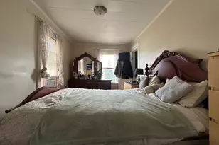 38 Bonner St, Chicopee, MA 01013 - Photo 16
