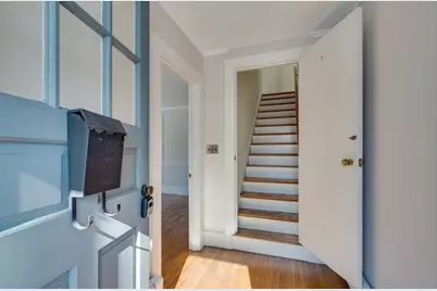 27 Mount Vernon St #2, Reading, MA 01867 - Photo 6
