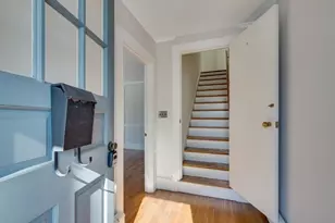 27 Mt Vernon St, Reading, MA 01867 - Photo 6