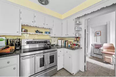 27 Oliver Street, Watertown, MA 02472 - Photo 10