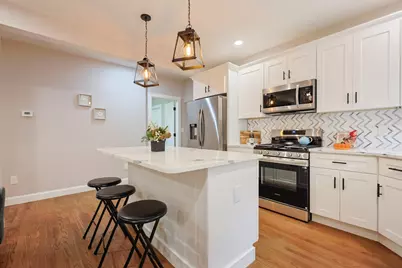 11 Watson St #1, Somerville, MA 02144 - Photo 6