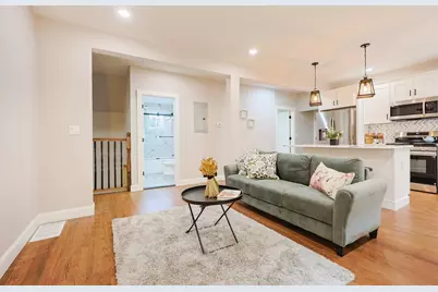11 Watson St #1, Somerville, MA 02144 - Photo 4