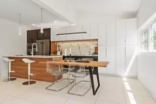 58 Neillian St, Bedford, MA 01730 - Photo 2